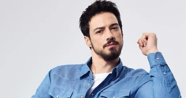 ‘Orhan Bey’ tiyatroda