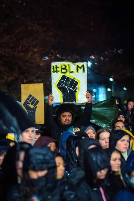 ABD'de George Floyd'un öldürülmesinin ardından başlayan  protestolar hızla yayılıyor! Çok sayıda ülkeye sıçradı