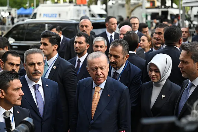 baskan-erdogandan-fon-krizine-iliskin-ilk-aciklama-turk-ekonomisinde-risk-yok-1790263932676.jpeg Başkan Erdoğan'dan fon krizine ilişkin ilk açıklama: Türk ekonomisinde risk yok