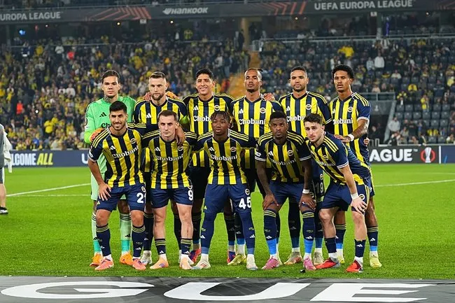 besiktas-fenerbahce-maci-maci-ne-zaman-saat-kacta-muhtemel-11ler-1762033444090.jpg