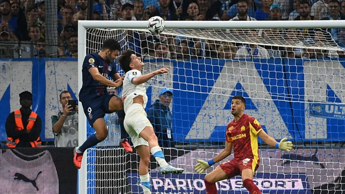 PSG, sezonun ilk yenilgisini Marsilya'dan aldı!