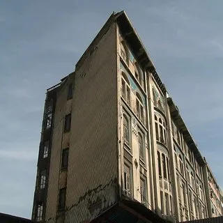 Eminönü'ndeki iş hanı için kritik uyarı: Çökebilir!