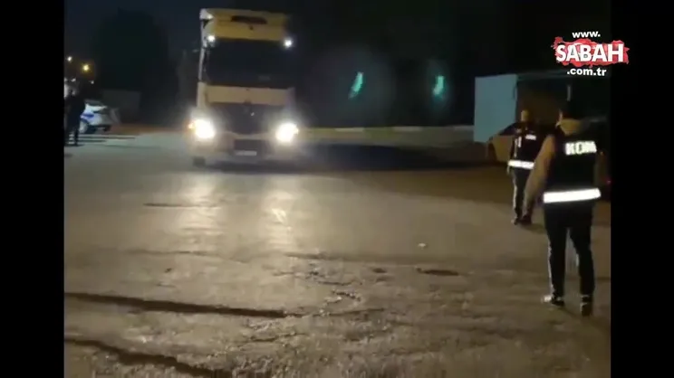 Tankerde zulalanmış, bin 110 karton kaçak sigara çıktı | Video