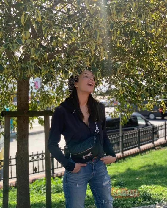 Yılın ihanet iddiası ortalığı karıştırdı! Özcan Deniz kendisinden 24 yaş küçük sevgilisi ile…