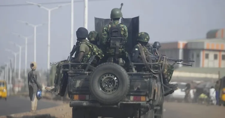 Nijerya ordusu ile silahlı çeteler arasında çatışma: 80 ölü