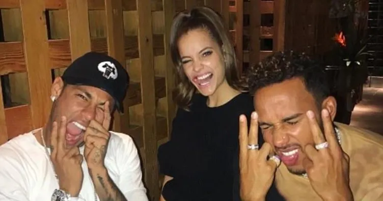 Barbara ile Neymar arasında neler oluyor?