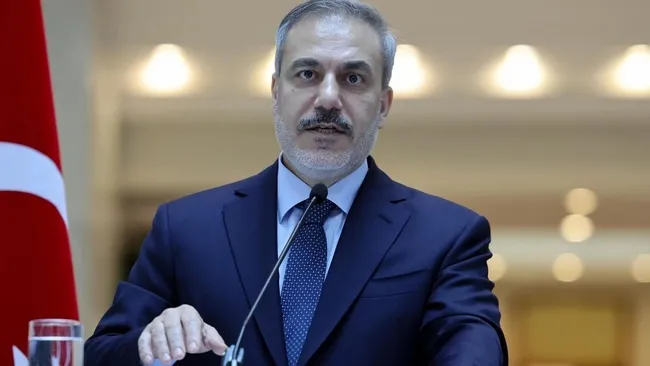 bakan-fidan-iki-devletli-cozum-hayata-gecerse-biz-burada-fiili-garantor-olma-sorumlulugunu-almaya-haziriz-1760813391753.jpeg Bakan Fidan'dan Gazze'de iki devletli çözüm mesajı: Garantör olmaya hazırız