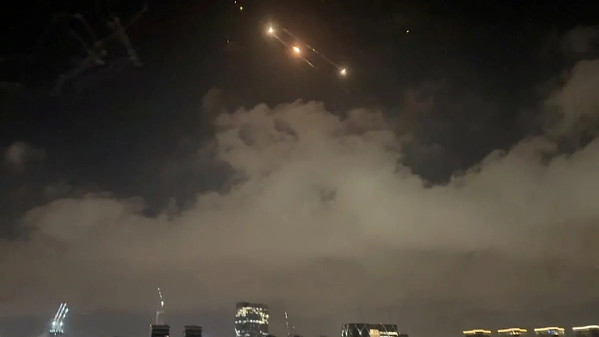 İran’dan İsrail’e yeni füze saldırısı