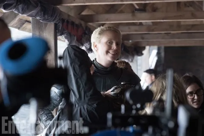 Game of Thrones sezon 7’den yeni fotoğraflar geldi: Dracarys’e el sallayın!