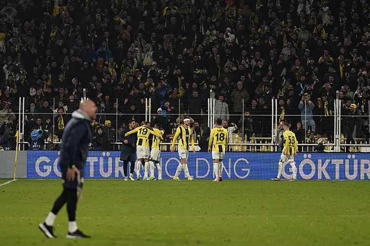 SON DAKİKA HABERİ: Fenerbahçe’de En-Nesyri bir ilki yaşadı! Sonradan girip maça damgasını vurdu...