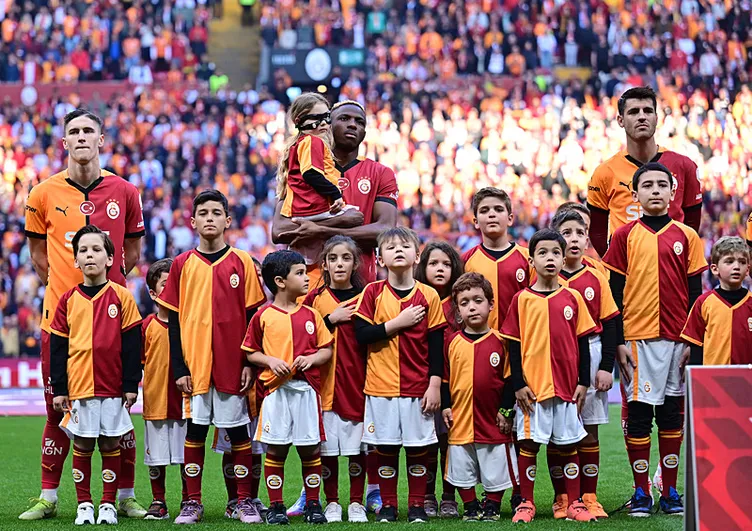 Galatasaray’dan ayrılık için tek şart! Yıldız isim için astronomik bonservis talebi…