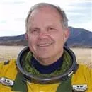 Steve Fossett dünya çevresini balonla dolaşan ilk insan oldu