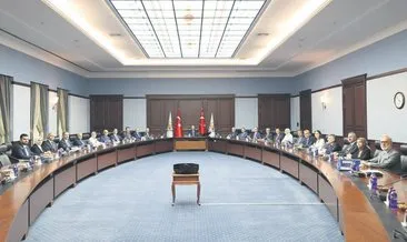 Başkan Erdoğan son noktayı koydu! Erken seçim tartışması havanda su dövmektir #adana