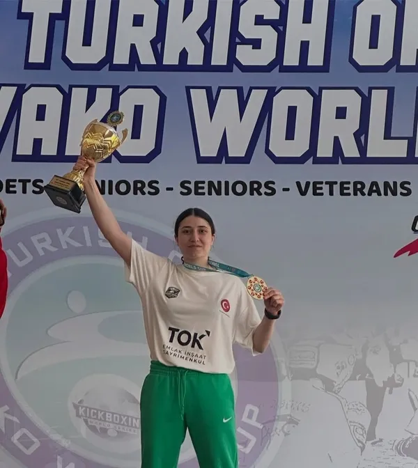 kelkitli-feyza-kick-boks-dunya-sampiyonu-oldu-1747658818146.jpg