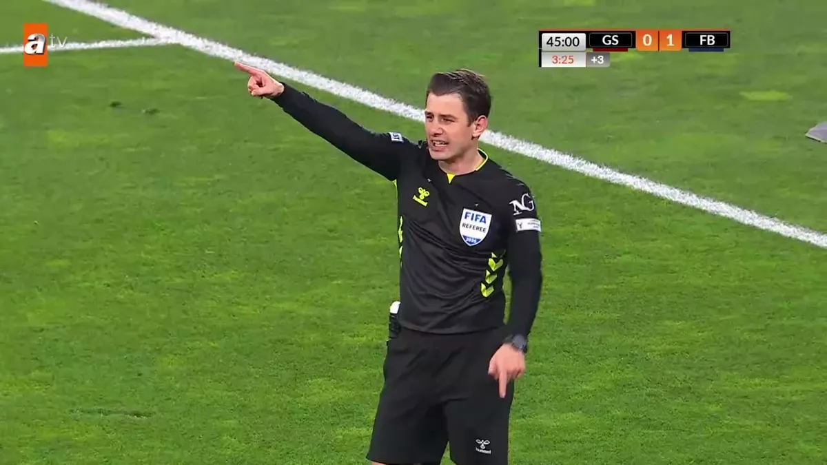 Galatasaray 0-2 Fenerbahçe (MAÇ SONUCU-ÖZET) videosunu izle Galatasaray 0-2 Fenerbahçe (MAÇ SONUCU-ÖZET) videosunu izle