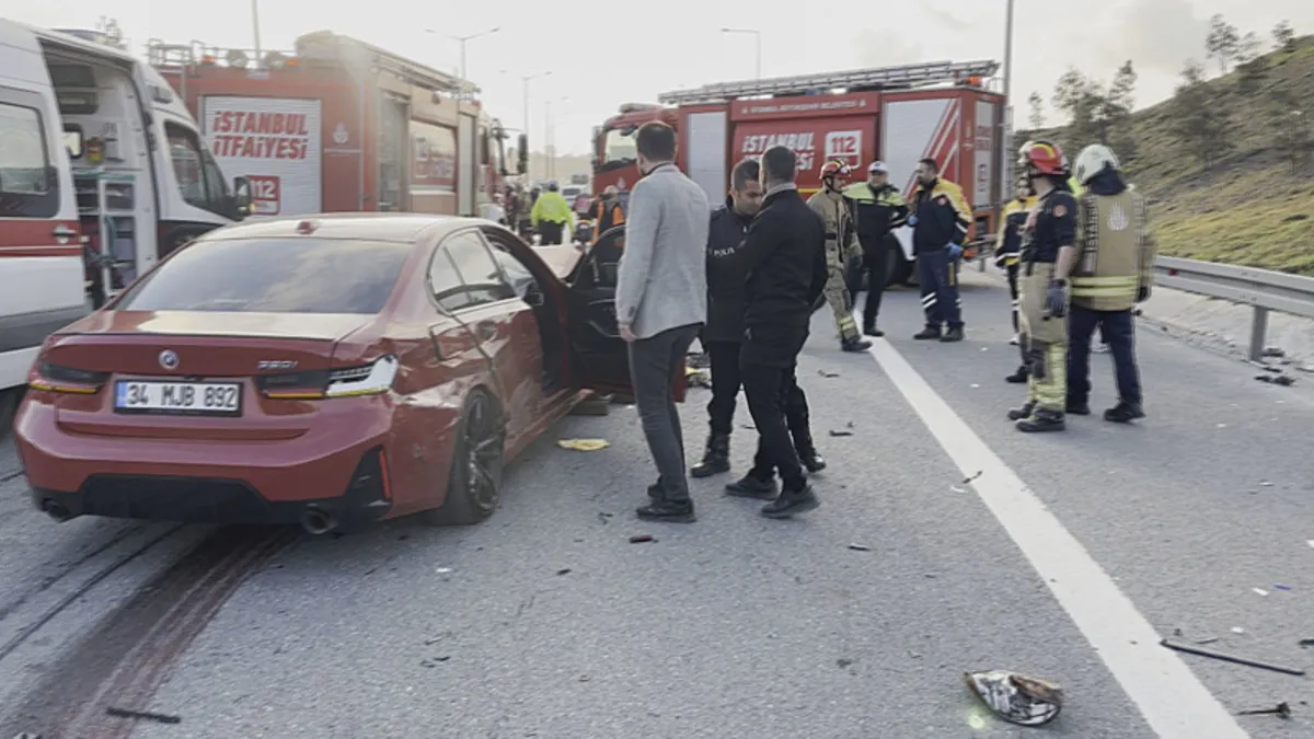 Eyüpsultan'da zincirleme kaza! 1 ölü, 1 yaralı: İki şüpheli gözaltına alındı