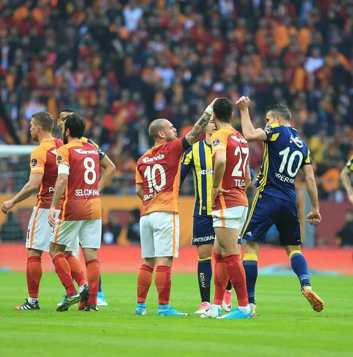 Galatasaray’da Sneijder depremi!