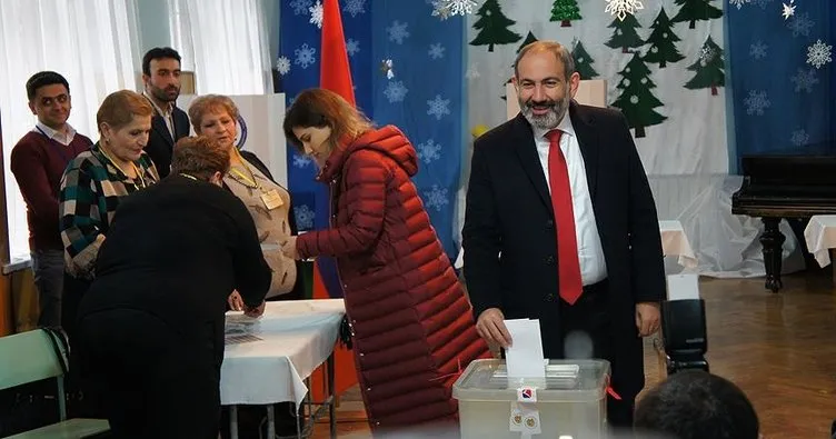 Ermenistan’daki seçimin galibi Paşinyan oldu