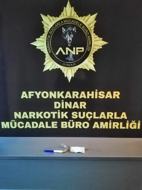 afyon-emniyetinden-sucla-mucadelede-basarili-operasyonlar-1730384050919.jpg