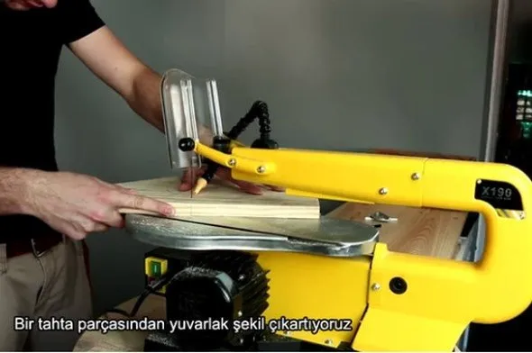 Pet şişeden yaptığı şeyle çok şaşırttı!