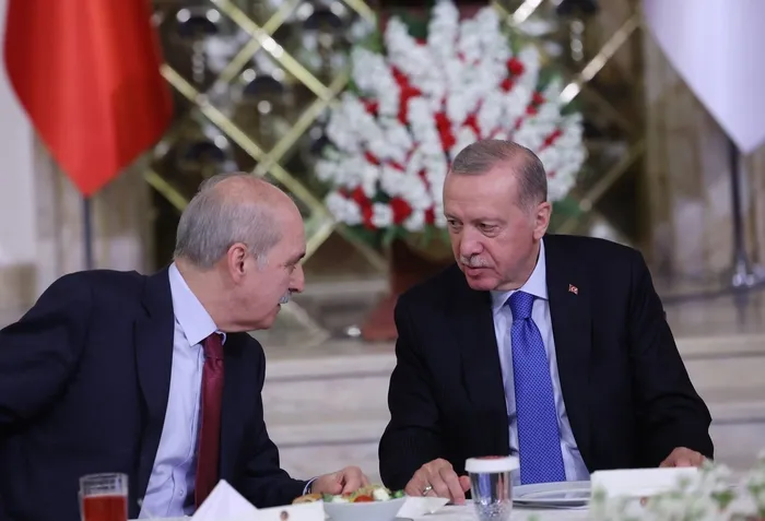 baskan-erdogan-tbmmde-iftar-programina-katildi-1712085825703.jpg
