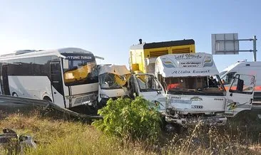 Tekirdağ'da feci kaza: 18 işçi hastaneye kaldırıldı #tekirdag