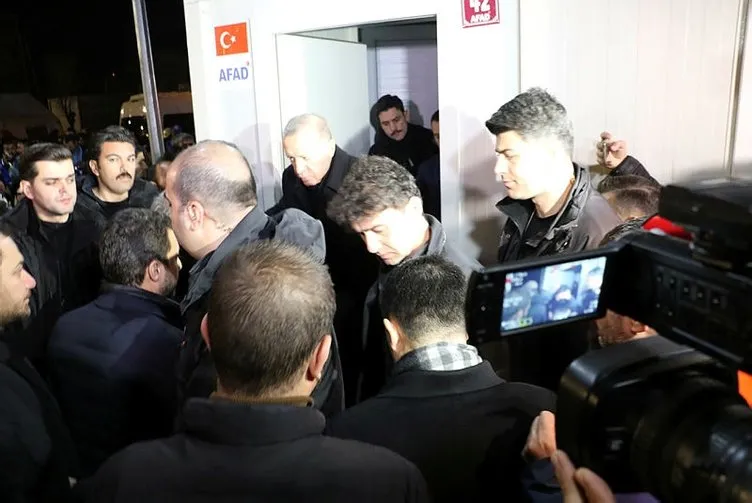 Başkan Erdoğan ve Bahçeli Kahramanmaraş'ta konteyner kenti ziyaret etti!