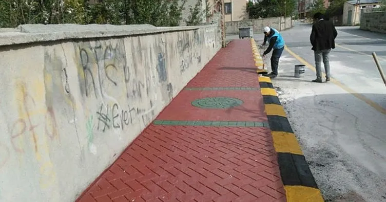 İpekyolu Belediyesinden renkli kaldırım çalışması