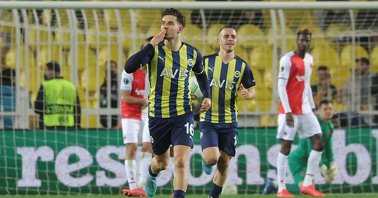 Son dakika: Ferdi Kadıoğlu sözleşme sorularını yanıtladı! Fenerbahçe’de kalacak mı?