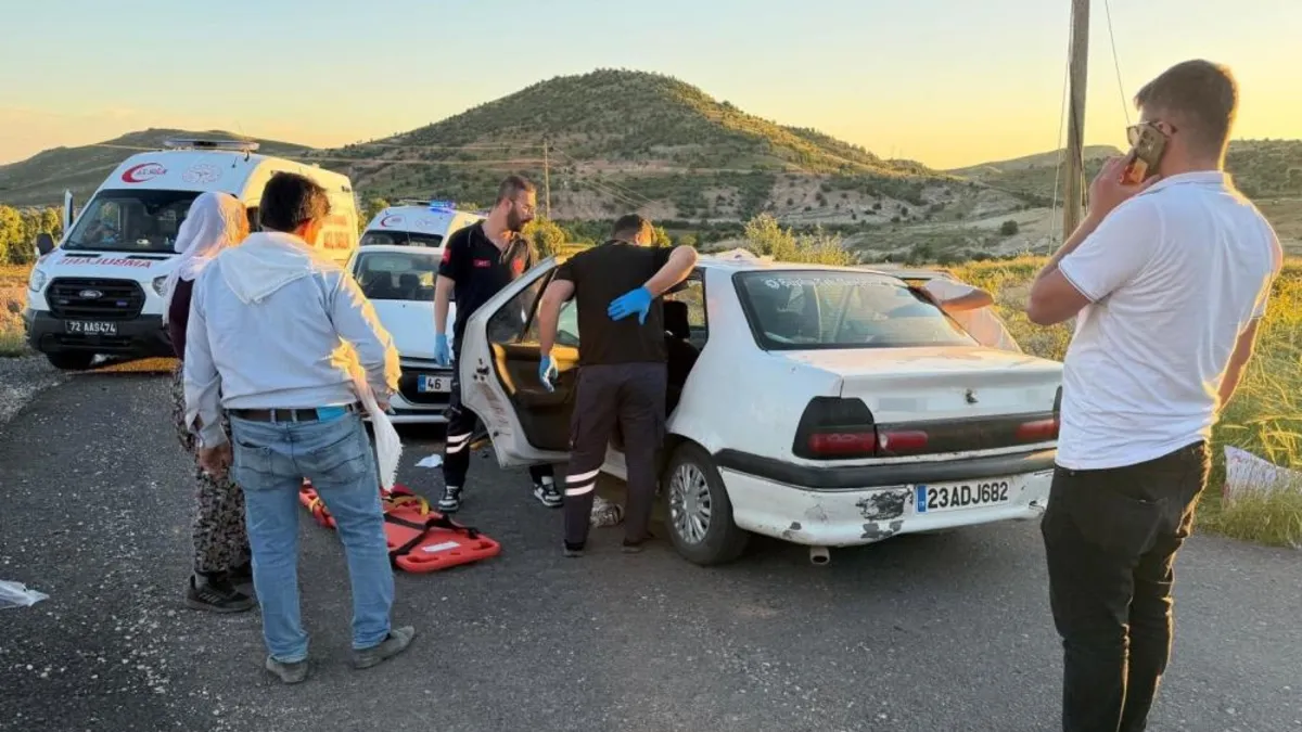 Batman’da feci kaza! İki otomobil çarpıştı: Çok sayıda yaralı var Batman’da feci kaza! İki otomobil çarpıştı: Çok sayıda yaralı var