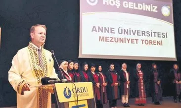Anne Üniversitesi ilk mezunlarını verdi #ordu
