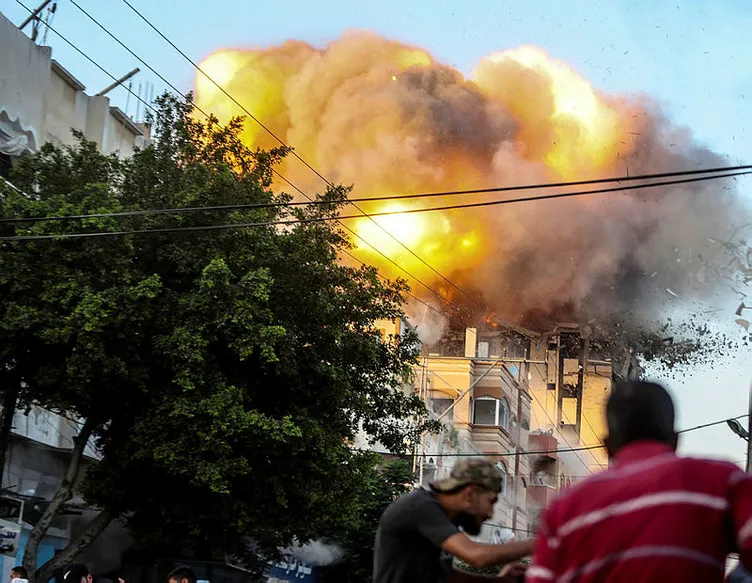 SON DAKİKA: Siyonist İsrail kadın ve çocuk demeden Gazze’de ev ev katliam yapıyor