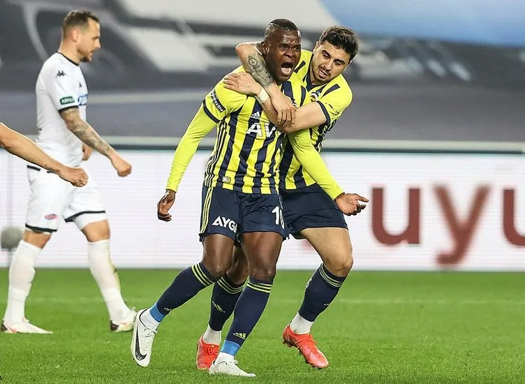 Son dakika Fenerbahçe haberleri: Fenerbahçe’de 5 oyuncunun bileti kesildi! Kulüp bulmaları istendi