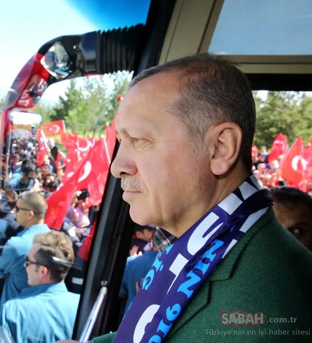 Cumhurbaşkanı Erdoğan, Erzurum'da böyle karşılandı