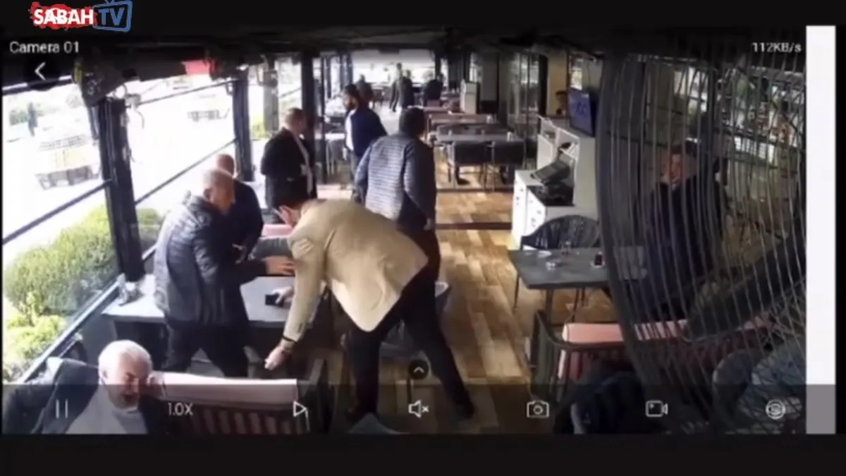 Ankara’da kafedeki silahlı dehşetin görüntüleri ortaya çıktı Ankara’da kafedeki silahlı dehşetin görüntüleri ortaya çıktı