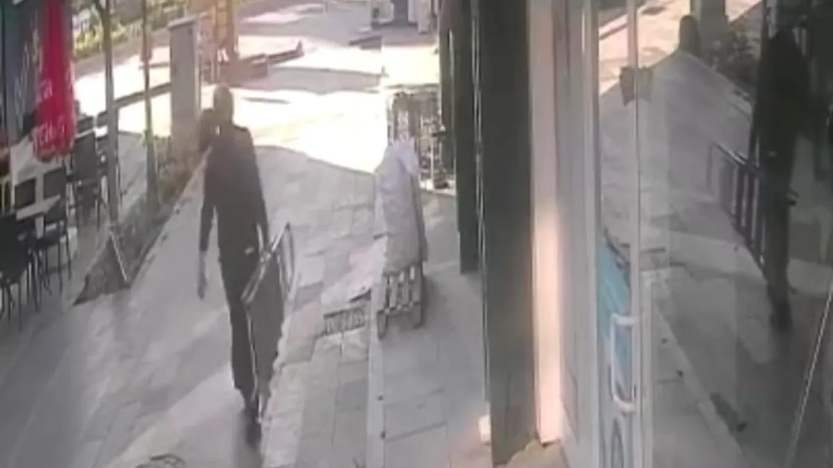 Kırşehir'de iş yerine girmeye çalışırken düşen işçi hayatını kaybetti haberi