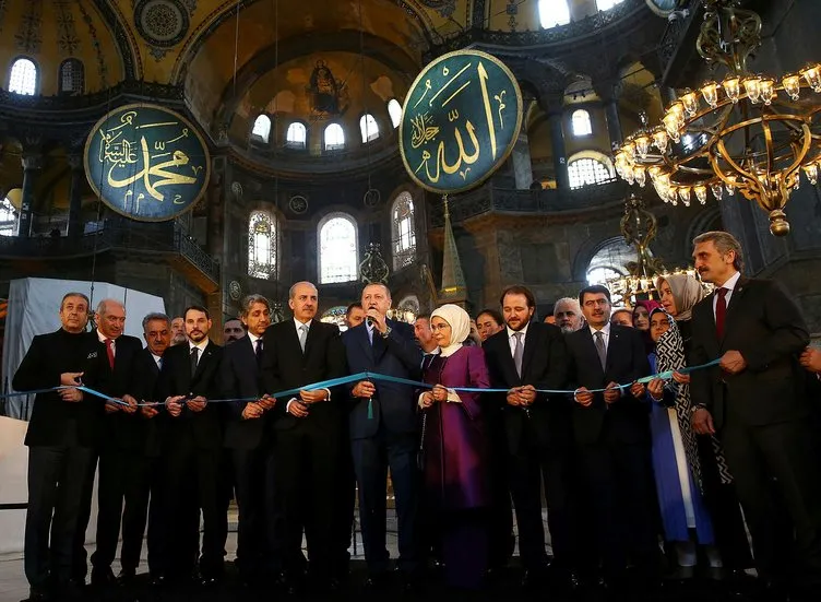 Cumhurbaşkanı Erdoğan'ın Yeditepe Bienali açılışından yansıyan kareleri