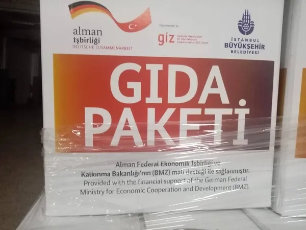 İBB'nin 'sosyal yardım şovu patladı: On binlercesini çürümeye terk etti...