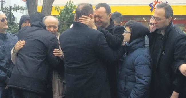 ‘Baba bize otobüs çarptı annem kayboldu’