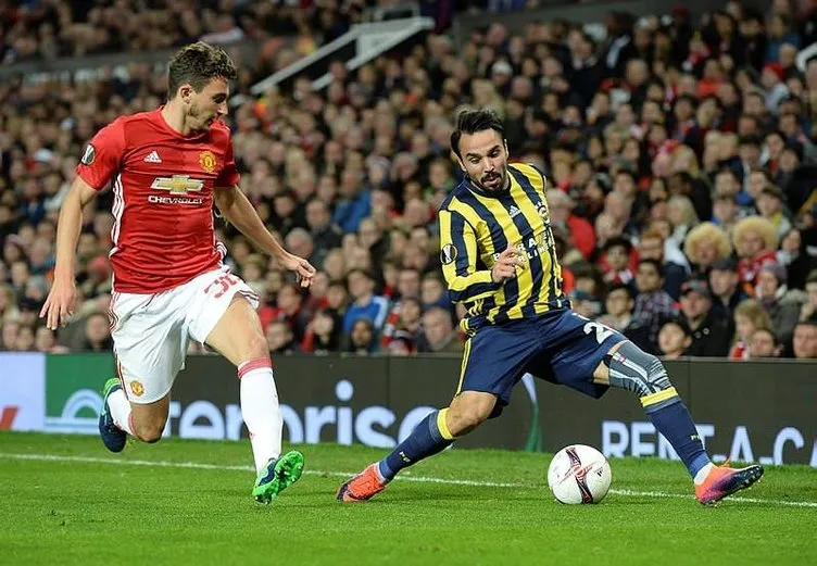 Manchester United-Fenerbahçe maçı sosyal medyayı salladı