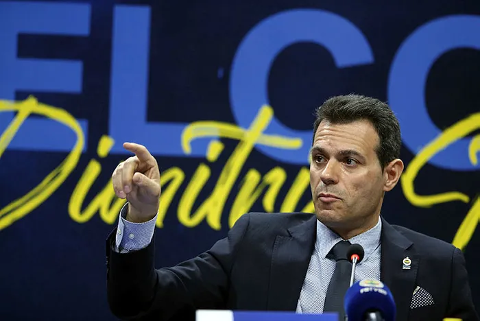 son-dakika-fenerbahce-transfer-haberleri-dimitris-itoudis-acikladi-jan-vesely-nando-de-colo-wilbekin-1655811793224.jpg