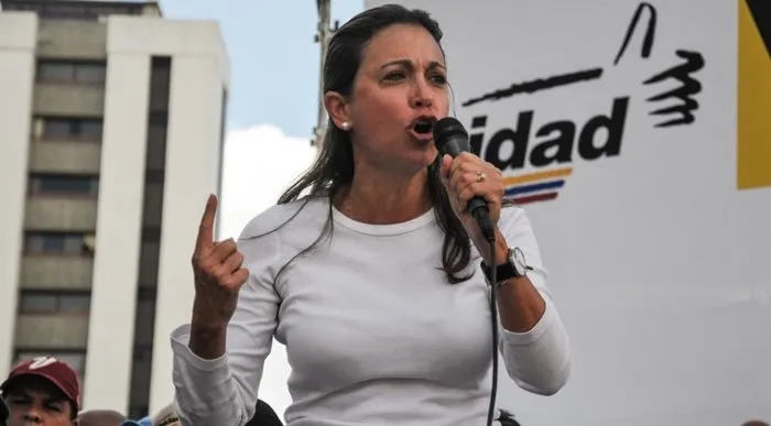 Venezuela’dan Nobel’e tepki: Norveç’teki büyükelçiliğini kapattı!