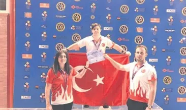 Havuzda 2 güzel haber