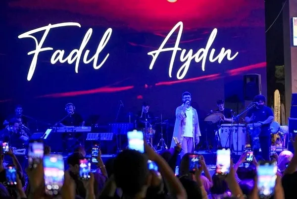zeytinburnunda-27-merkezefendi-geleneksel-tip-festivali-renkli-basladi-1781790057997.jpg