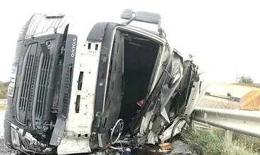 Arnavutköy’de hafriyat kamyonu devrildi: 1 ölü