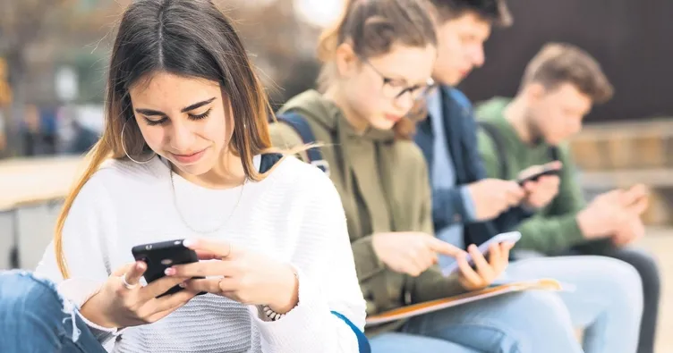 Sosyal medya sınavlarda kaybettiriyor