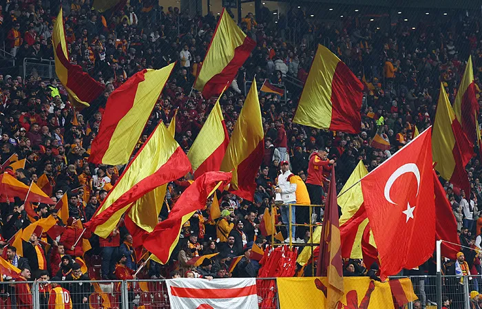 canli-uefa-sampiyonlar-liginde-galatasaray-atletico-madrid-maci-1769018322078.jpeg