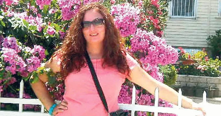 Kimya öğretmeni evinde ölü bulundu