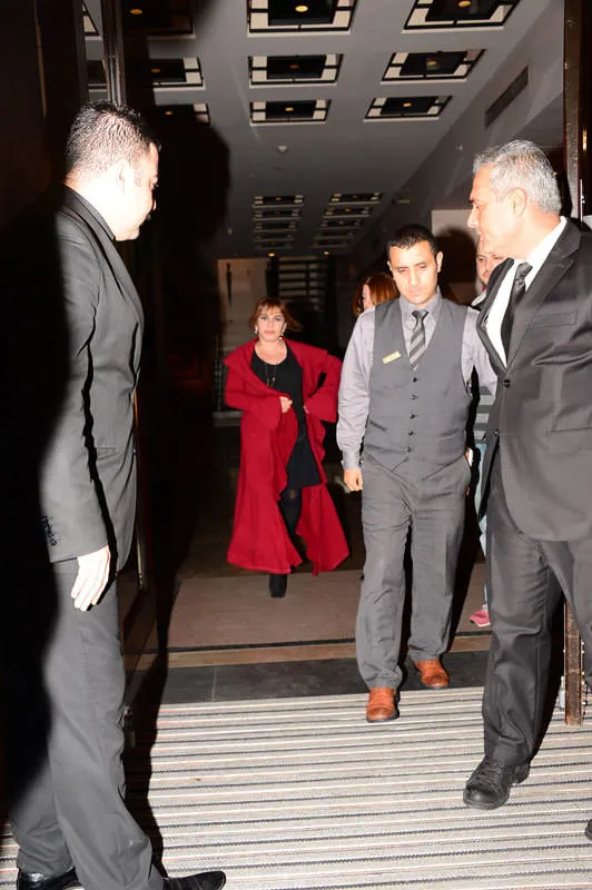 �Ayıp ettin Minik Serçe� Magazin Haberleri