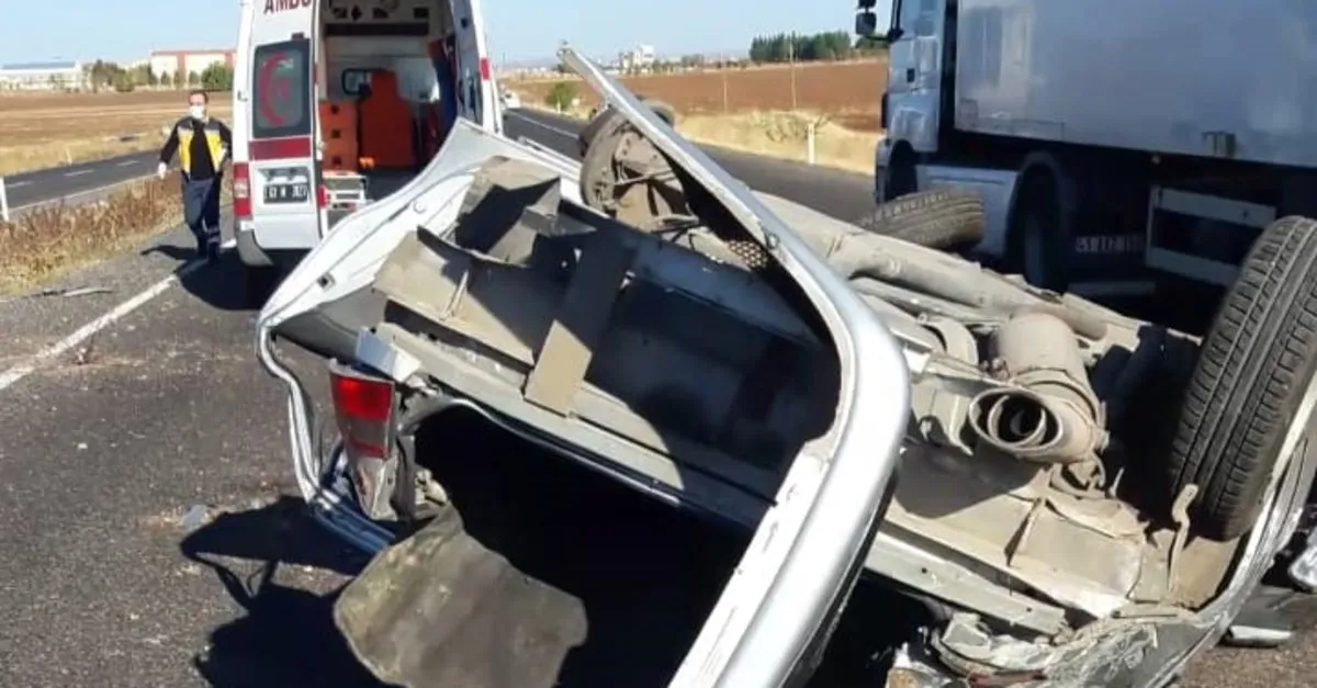 Araç takla attı, 3 kişi yaralandı